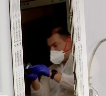 Biletul de adio sfâşietor lăsat de Petrică, fiul procurorului Teodor Niță, care s-a împușcat în cap: „Am vrut doar să iubesc” 18810853