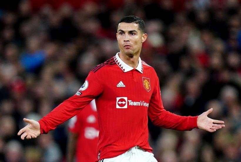 Este Oficial! Ronaldo a reziliat contractul cu Manchester United 