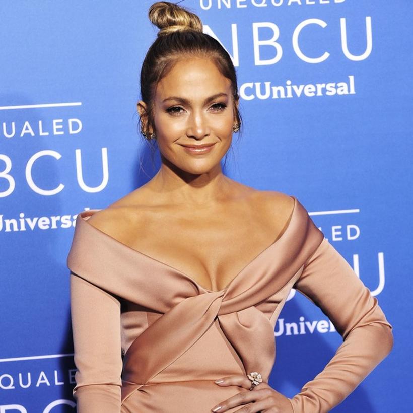 Jennifer Lopez și-a șters tot contul de Instagram