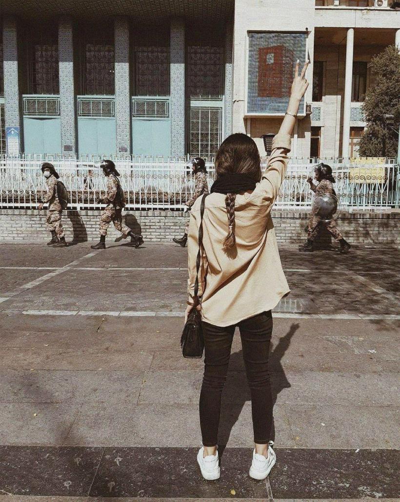 Anchetă șocantă a CNN: Forțele iraniene de securitate folosesc violul pentru a reprima protestele 18810958