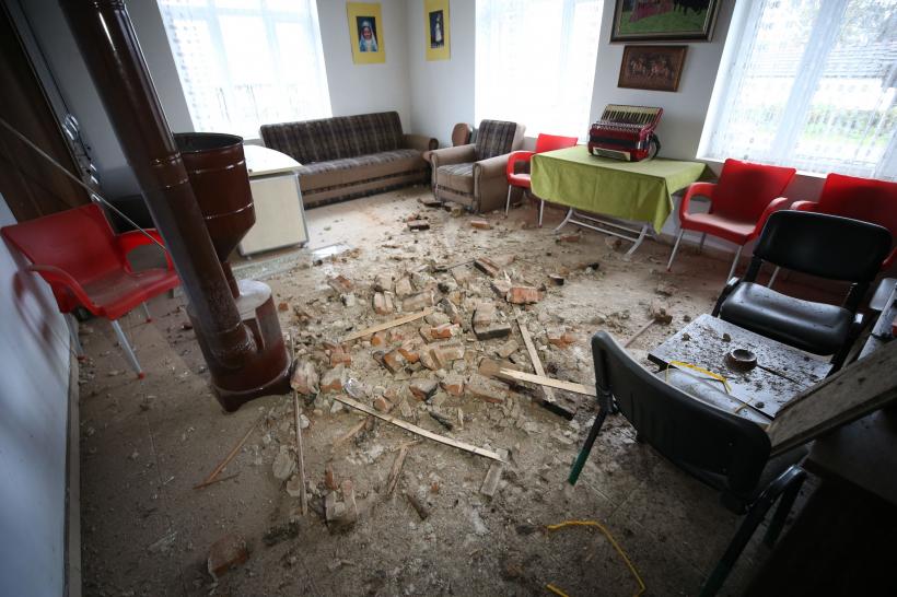 Înfricoșător! A crăpat pământul în Turcia în urma cutremurului din 23 noiembrie. Iată imaginile 18811499