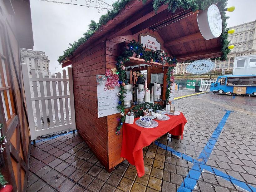 Tristețea unui Crăciun în târgul Bucureștilor 18811155