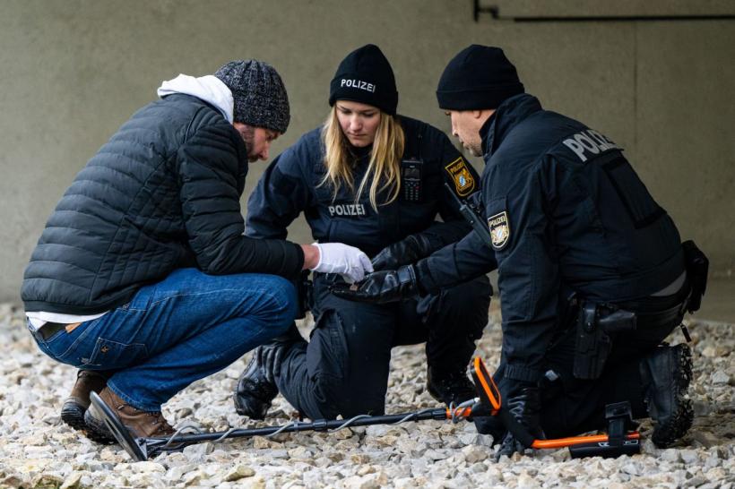 Dispăruți în 9 minute: cum s-a desfășurat un furt de aur celtic de 1,65 milioane de dolari în Germania 18811786