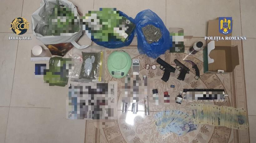 Iași: Zece persoane arestate preventiv, într-un dosar de trafic de droguri 18811824