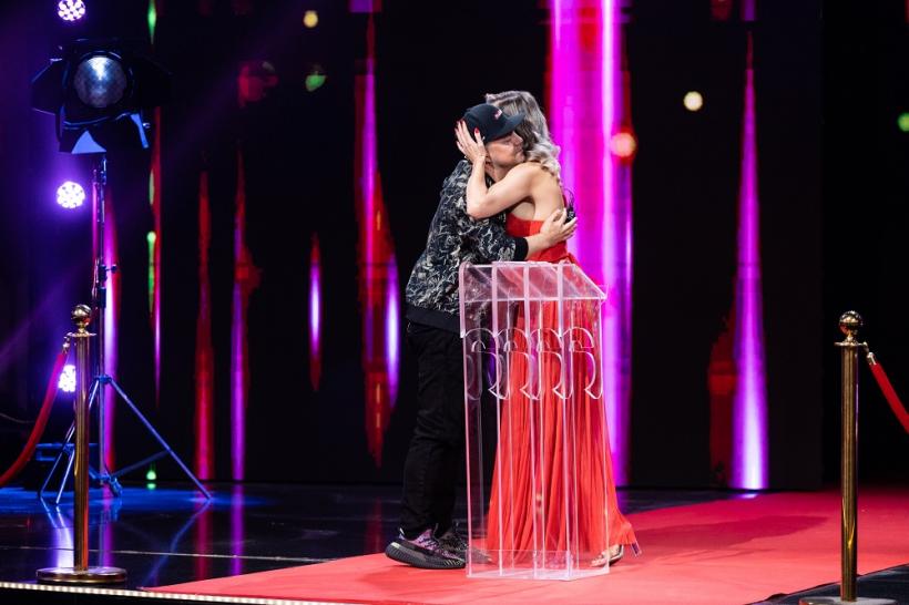 Nicoleta Luciu, Cuza, Ioana Ginghină, Dorian Popa, Mădălina Badea și Cătălin Cazacu,  printre vedetele care îi vor lua la roast pe jurații Stand-Up Revolution 18812093