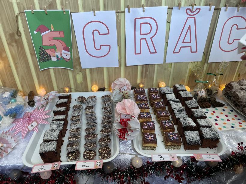 Comunitatea din Castelu are mai multă grijă de copiii ei 18812408