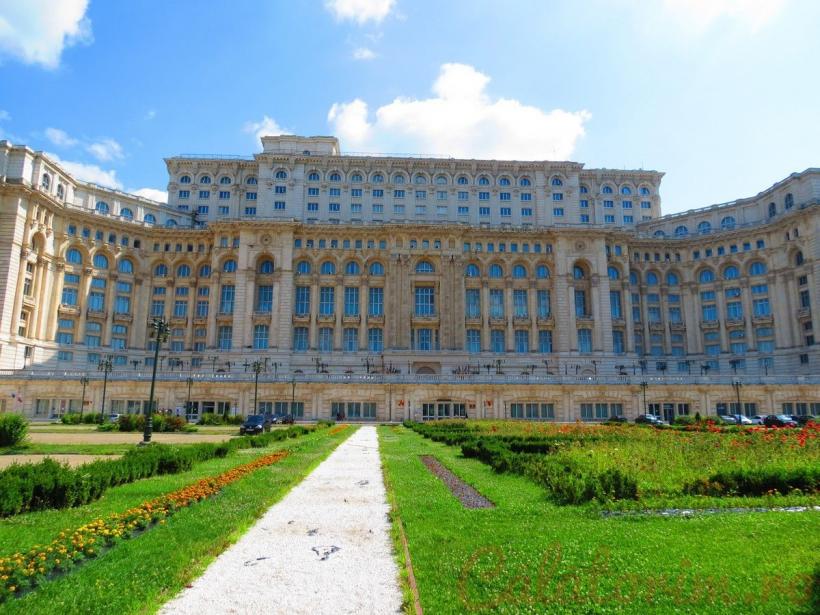 Cumpărături de toamnă, la Parlamentul României, de 7,4 milioane de lei. Motocositoare, mașini, imprimante și sisteme de videoconferință 18812446