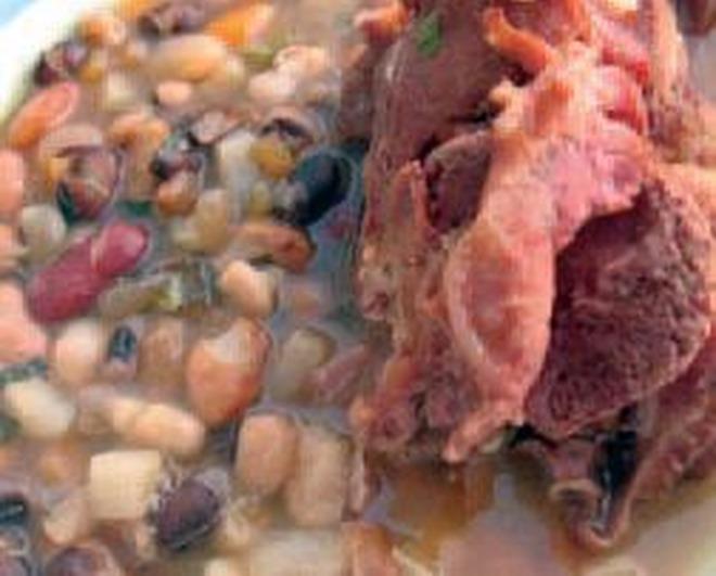 Fasolea cu ciolan, fără concurență de Ziua Națională. Iată rețeta   18812732