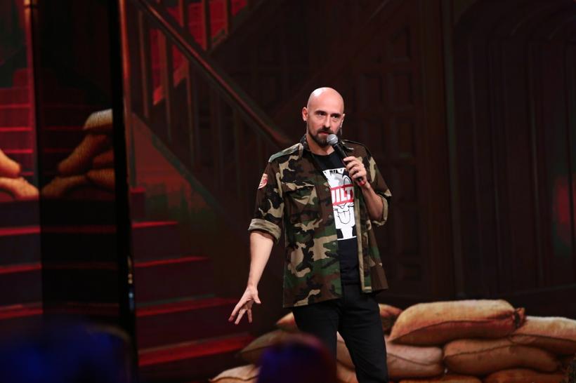Alexandru Minculescu va deschide noua serie de battle-uri la Stand-Up Revolution. Care sunt surprizele de care au avut parte jurații emisiunii 18812993