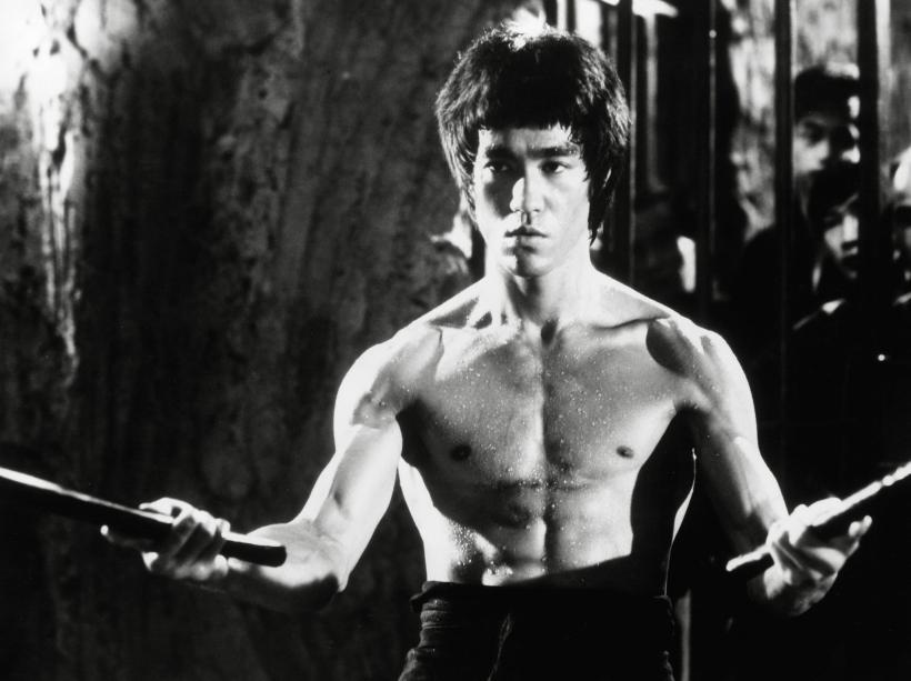 Un film biografic despre Bruce Lee va fi realizat de Ang Lee, care i-a dat fiului rolul principal
