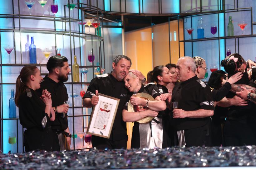 Marea finală Chefi la cuțite a condus topul audiențelor cu 2,1 milioane de telespectatori. Florica Boboi, câștigătoarea sezonului 10:  ”Nu-mi vine să cred, n-am câștigat în viața mea nimic!” 18813058