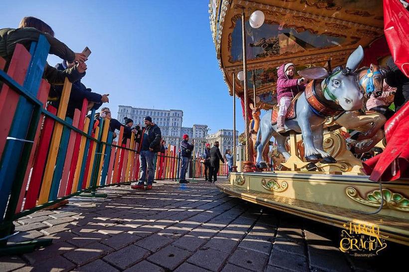 Silent Day la Târgul de Crăciun din Piața Constituției pentru copiii cu nevoi speciale 18813035