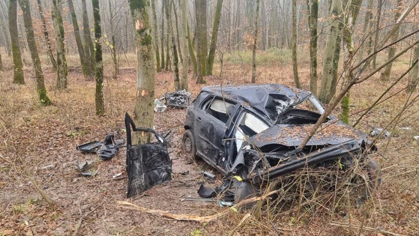 Anvelopele uzate provoacă tragedii pe drumurile din România. Conduceți în siguranță! 18813259