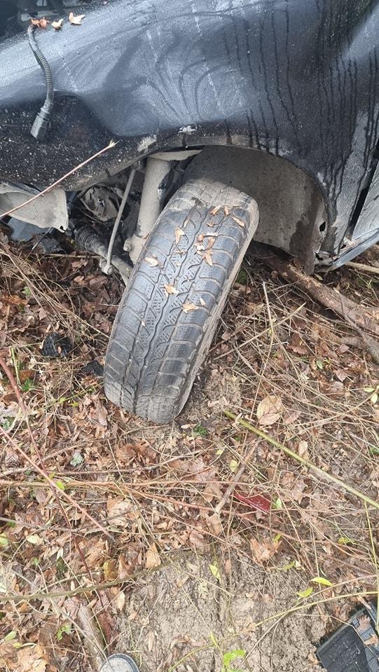 Anvelopele uzate provoacă tragedii pe drumurile din România. Conduceți în siguranță! 18813262