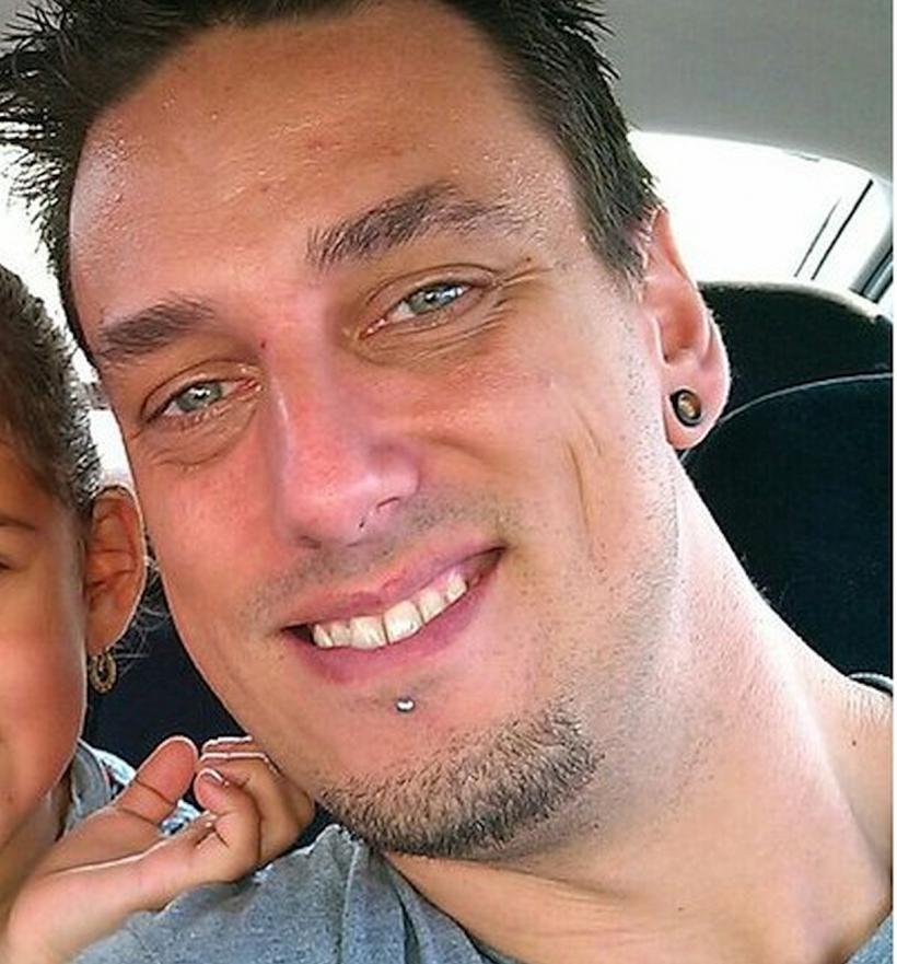 Peste două milioane de fişiere, în casa pedofilului olandez 18813410