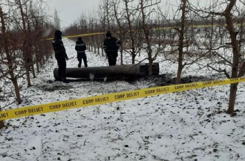 O rachetă a fost descoperită la frontiera Republicii Moldova 18813565