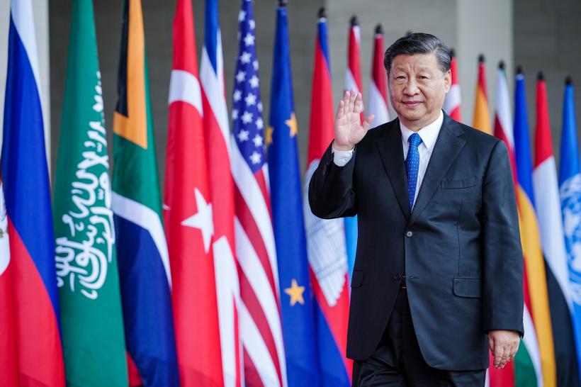 Xi Jinping se va deplasa în Arabia Saudită, pentru întâlniri cu lideri ai statelor arabe