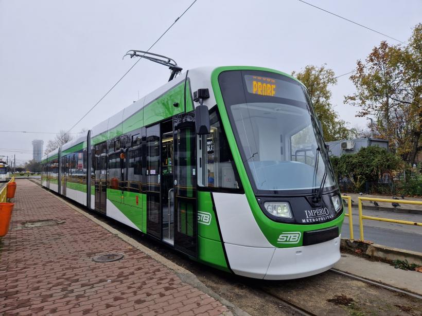 Noile tramvaie Imperio, puse în circulație de sâmbătă. Vin la pachet cu controlori 18814433