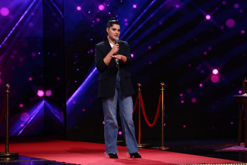 Amna, Ioana State, Elena Voineag și Andreea Curea, printre concurenții care vor intra la noile battle-uri Stand-Up Revolution 18814278