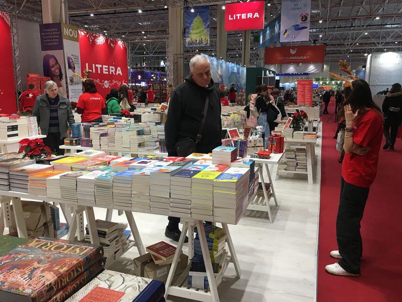 Dați cărțile pe față! 18814117