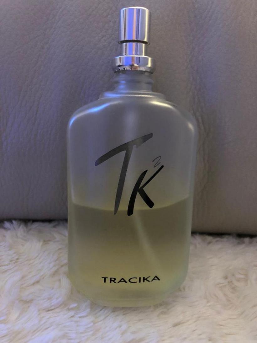 Afacerile mari nu se fac în dughene 18814122