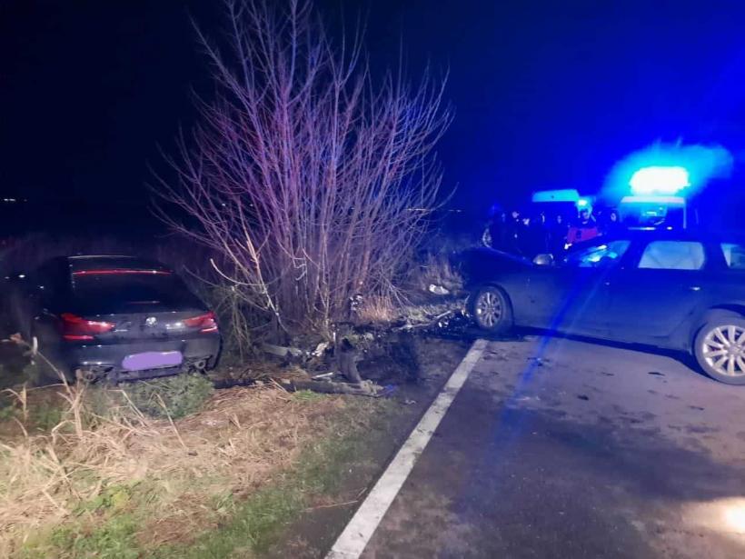 Accident grav în Timiș. Trei autoturisme s-au ciocnit. Șase victime, dintre care patru copii 18814549