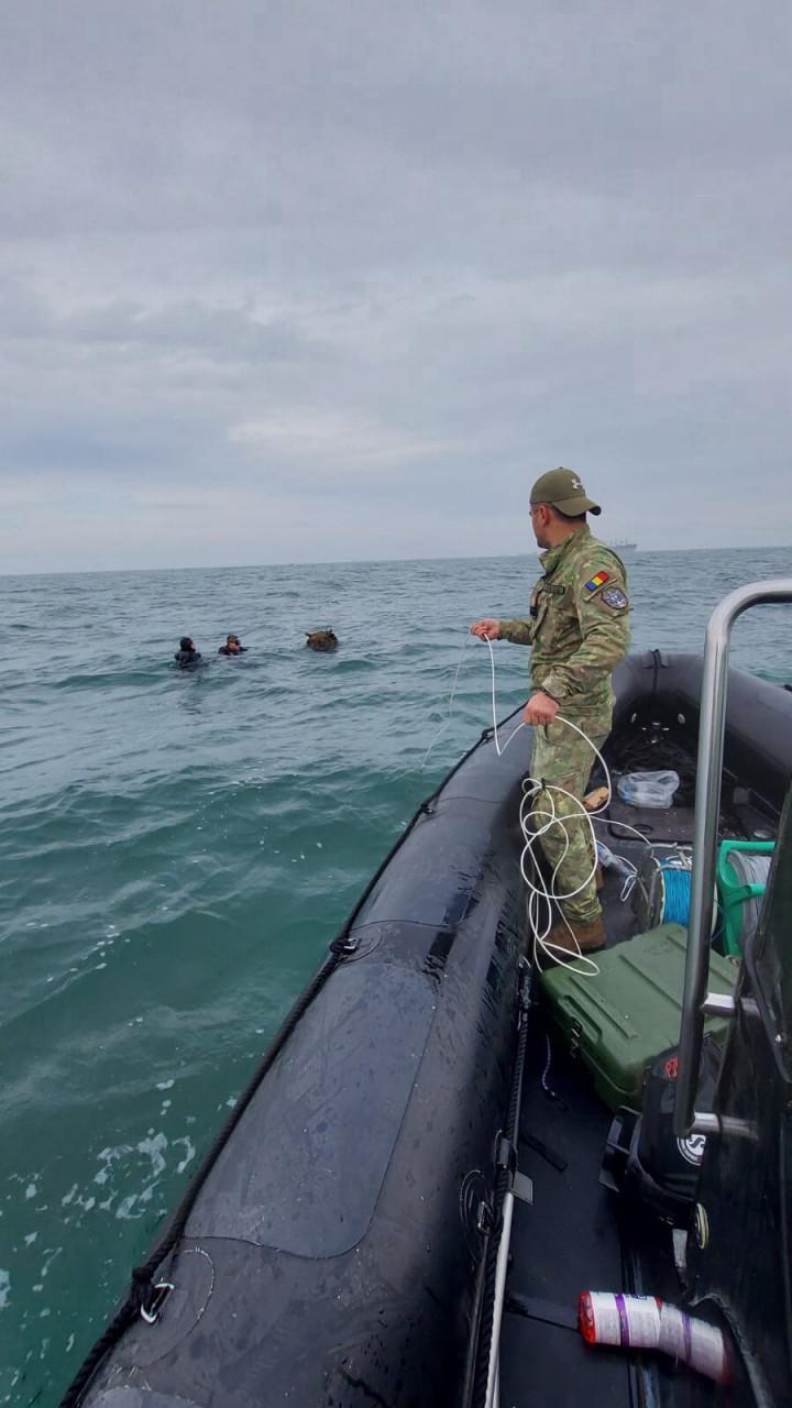 Alertă în Portul Constanța. O echipă de scafandri de luptă a intervenit de urgență 18814455