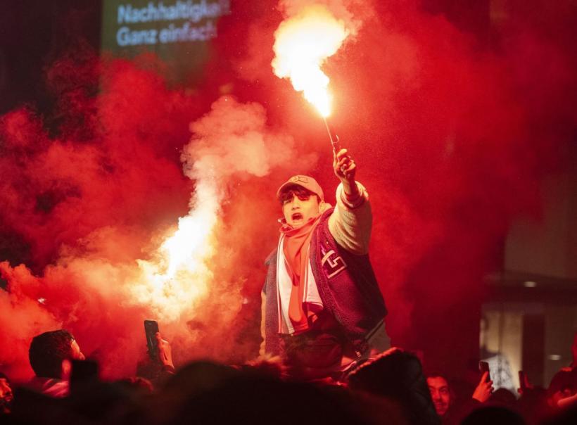 Incidente la Paris după victoria Marocului: 42 de arestări 18814576