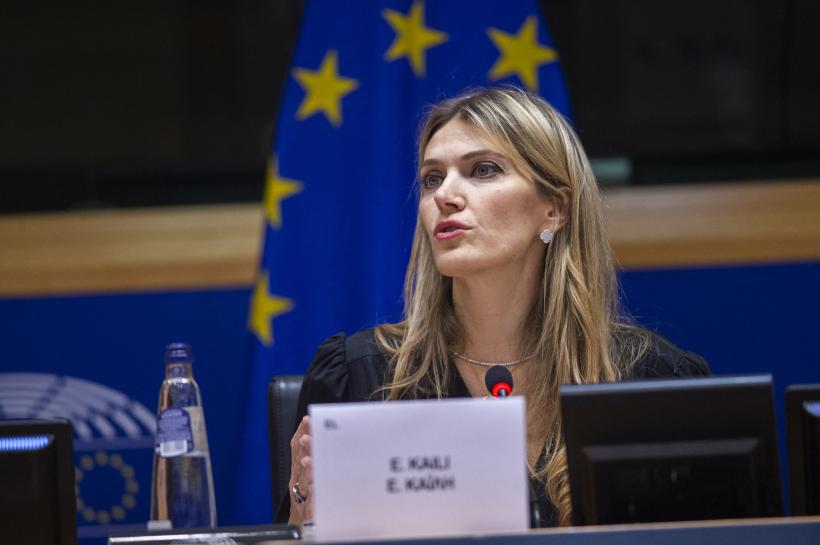 Flagrant la Bruxelles: Cine este Eva Kaili, Vicepreședinta Parlamentului European în casa căreia s-au găsit &quot;saci cu bani&quot;?