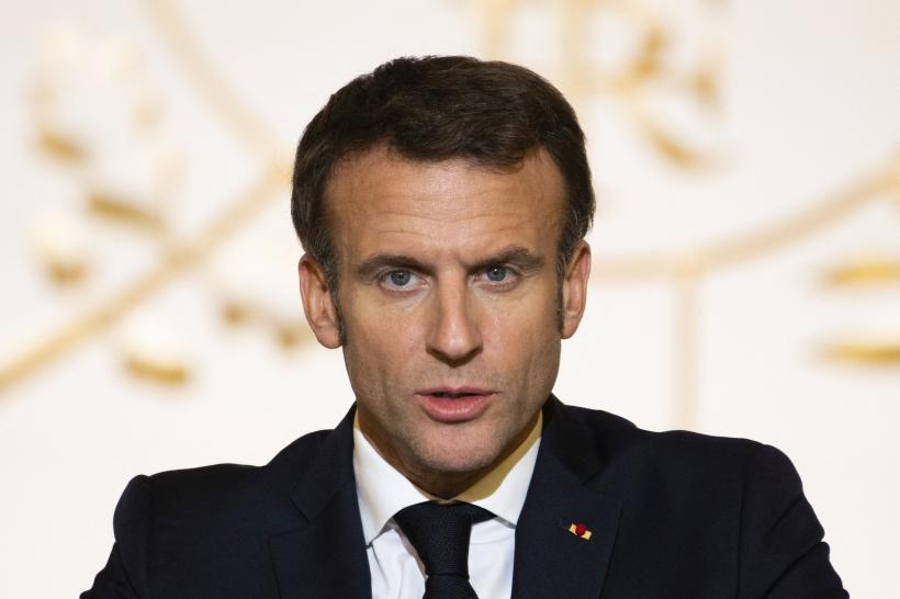 Macron salută rolul companiilor franceze şi le cere să se implice mai mult în reconstrucţia Ucrainei