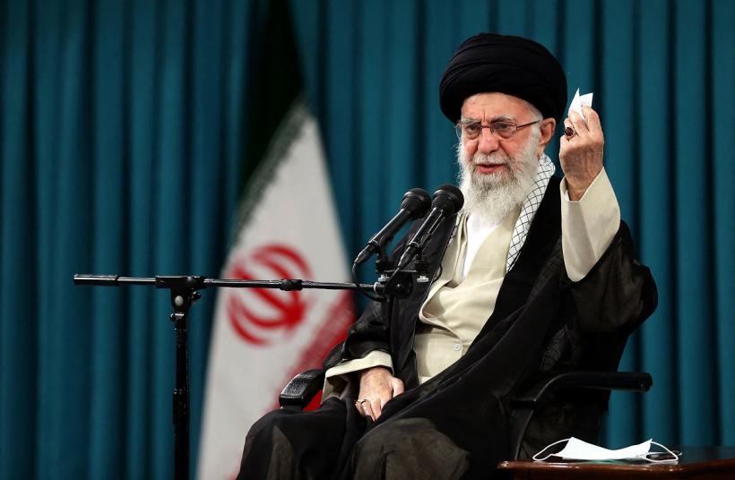 Presiune cu folos: Iranul vrea să le dea rușilor mai puține arme 