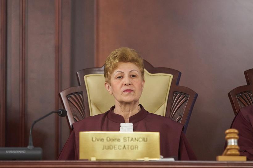 Intervenții ale SRI și SPP pentru alegerea Liviei Stanciu în funcția de președinte al Curții Constituționale