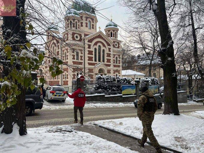 Securitatea ucraineană a descins în lăcașuri ale Bisericii Ortodoxe, printre care și Cernăuți