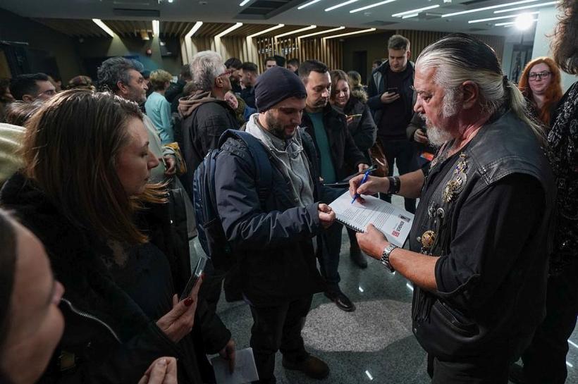 Un succes total: „PHOENIX - Povestea” 18815008