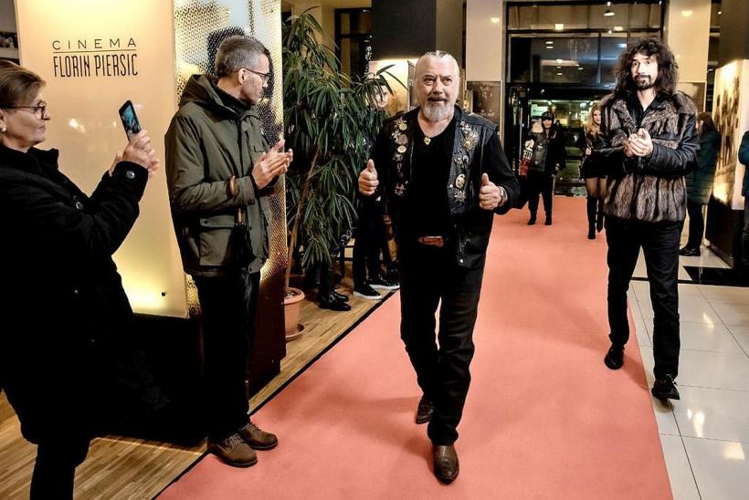 Un succes total: „PHOENIX - Povestea” 18815010