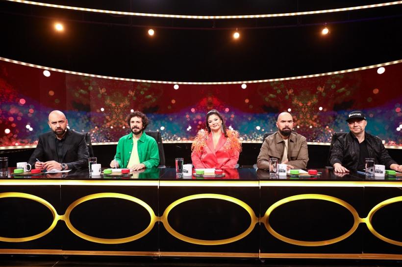 Ioana State, Andreea Curea, Johny Romano și George Mesaroș, printre primii semifinaliști care se vor duela pentru un loc în finala Stand-Up Revolution 18815362