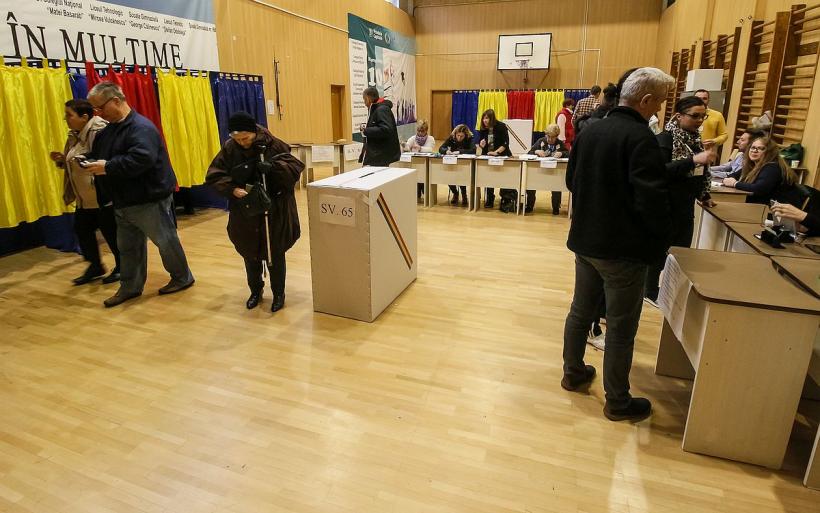 Deputații lui Ludovic Orban vor să dea AEP dreptul să stabilească numărul mandatelor de parlamentari 18815256