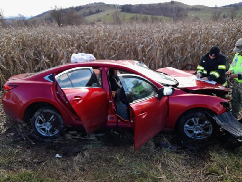Accident GRAV în județul Sibiu, soldat cu un mort și patru răniți  18815573