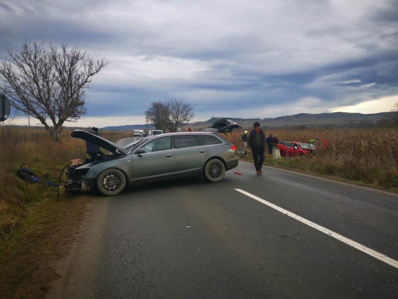Accident GRAV în județul Sibiu, soldat cu un mort și patru răniți  18815575