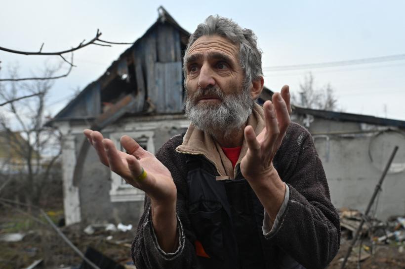 Atacuri aeriene cu morți și răniți la Herson 18815805