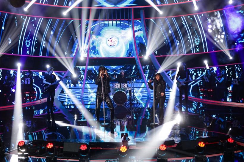 Wrs şi Emilian, câștigătorii sezonului 18 Te cunosc de undeva! 18815857