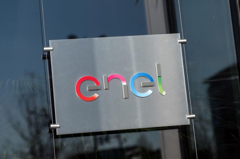 Enel face precizări IMPORTANTE pentru clienții casnici. Cât vor plăti pentru electricitate și gaze naturale.  Unde se depun documentele