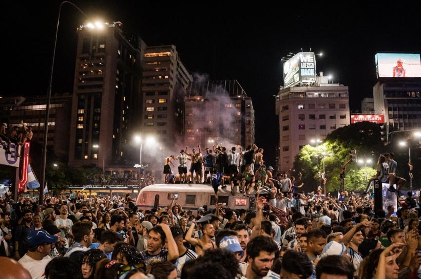 Imagini LIVE: Primire de vis pentru eroii Argentinei! Campionii mondiali au revenit acasă 18816191
