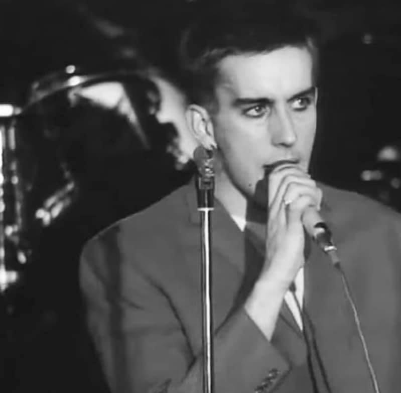 Terry Hall, solistul formației The Specials, a murit la vârsta de 63 de ani 18816178