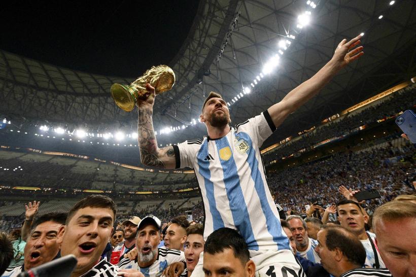 Fotografiile lui Lionel Messi cu Cupa Mondială - cele mai tari postări de pe Instagram 18816395