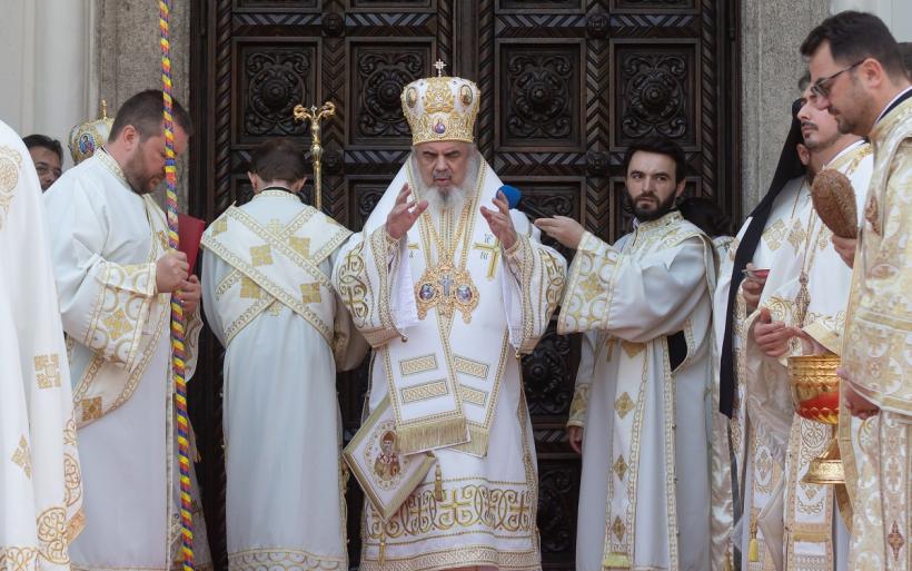 Care e programul slujbelor de Crăciun și Anul Nou în Catedrala Patriarhală