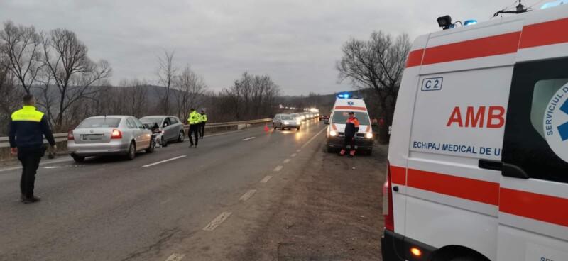 Accident grav pe DN 14 în județul Sibiu. Șase persoane, între care 3 copii, rănite 