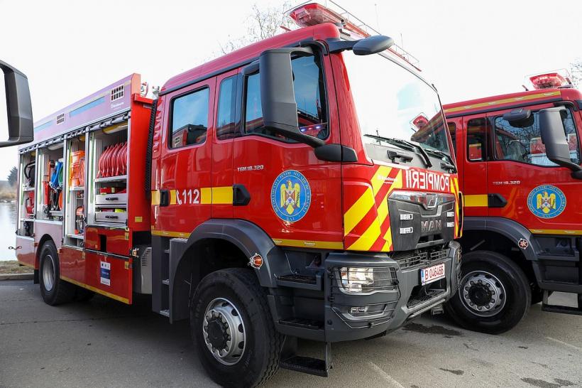 IGSU: 15 autospeciale de stingere cu capacitatea de 4.000 de litri de apă au intrat în dotarea salvatorilor 18816950