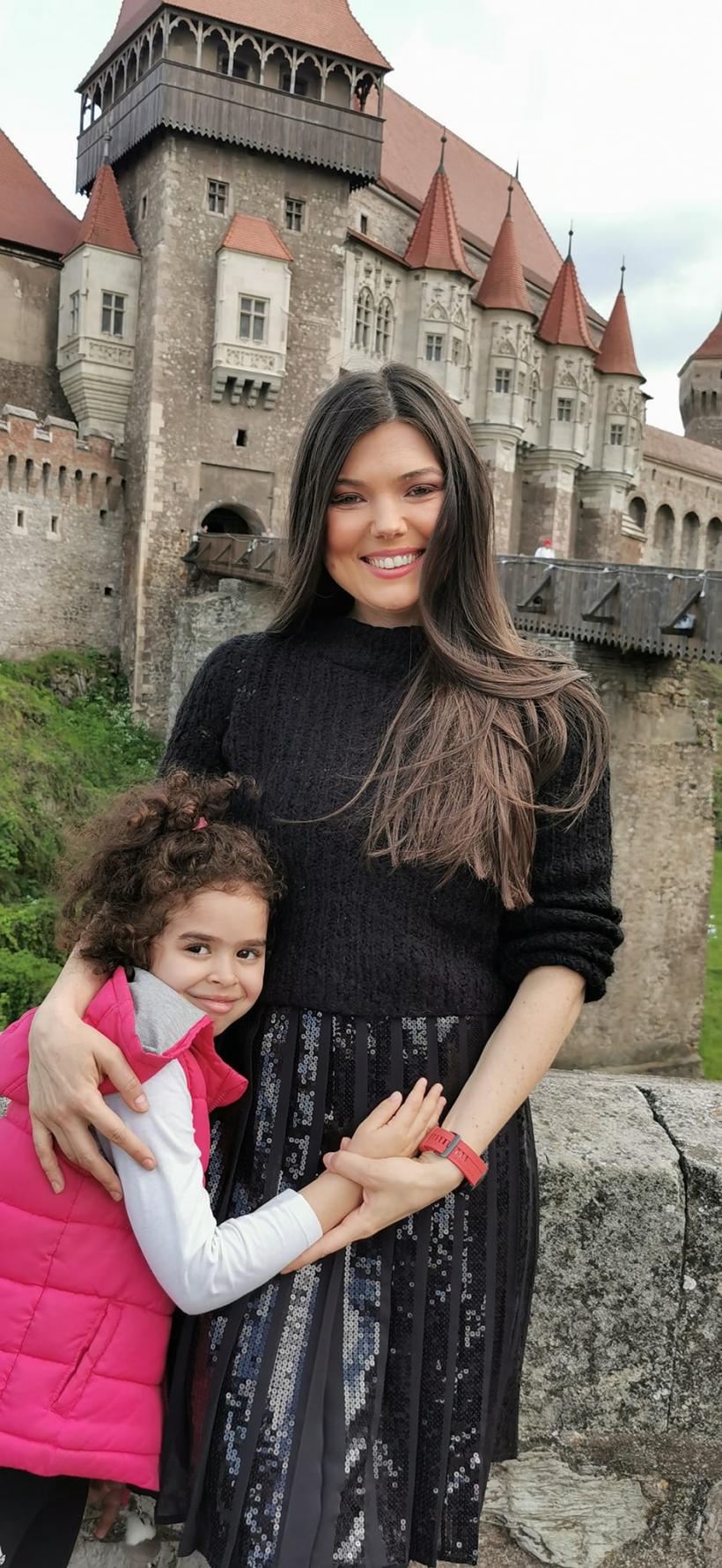 Dezvăluire senzațională: Paula Seling este mama unei fetițe de 9 ani 18816845