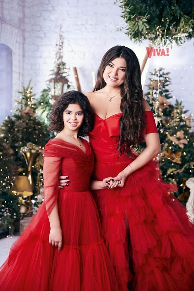 Dezvăluire senzațională: Paula Seling este mama unei fetițe de 9 ani 18816849